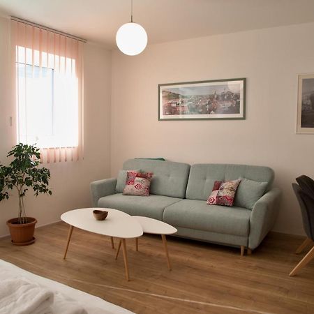 Mikulov Apartments - Apartman Radka מראה חיצוני תמונה